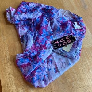 Collection18 scarf, 70x19”, in good condition